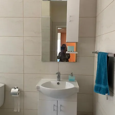 Belleview Heights アパート